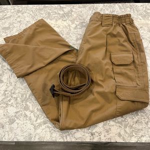 COPY - Men’s Like New Propper 38/32 Tactical Cargo Pants with Belt